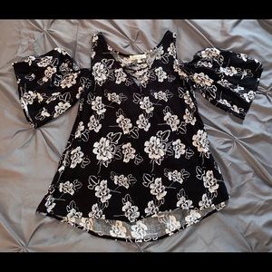 Cute Love More black and white cold shoulder top